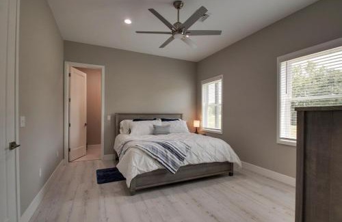 Mount Sterling House | Buckhorn Barndo &Nature Retreat-near SiloamSprings