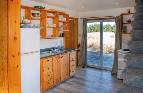 Trent Lakes Cottage | Buckhorn's Angelfire Resort - Lakeview
