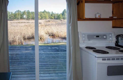 Trent Lakes Cottage | Buckhorn's Angelfire Resort - Lakeview