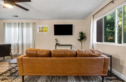 Pine Valley House | Buckthorn Beauty