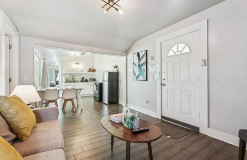 Midwest City House | Budget 2br Near Tinker Afb Private Yard #l2