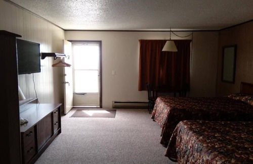 Bowman Hotel | Budget Host 4 U Motel