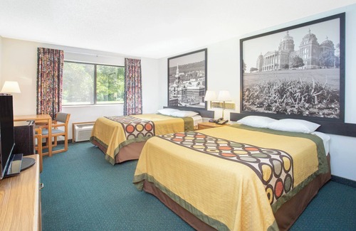 De Witt Hotel | Budget Inn and Suites