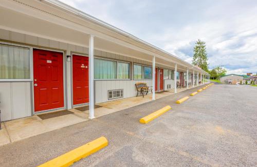 Natural Bridge Hotel | Budget Inn By OYO Natural Bridge I-81