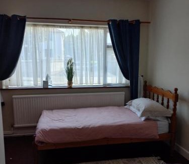 Foxford Hostel | Budget room