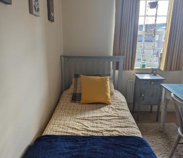 Biddenham Bed & Breakfast | Budget single room close to Bedford