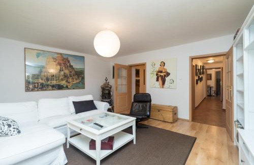 Budyne nad Ohri Apartment | Budyně Apartment