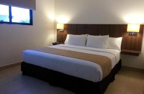 Bahia de Caraquez Hotel | Buenavista Place Hotel