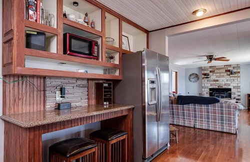 Montello House | Buffalo Lake Retreat - charming lakefront 3 bedroom house-great fishing and fun