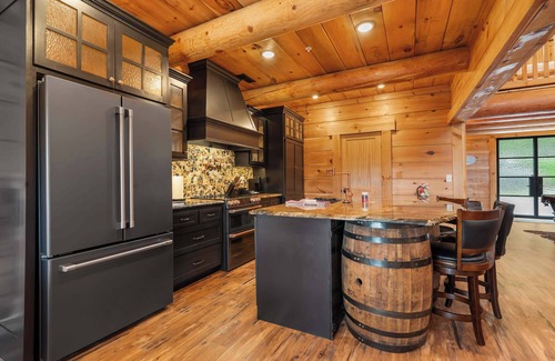 Branson Cabin | Buffalo Lodge – Stay for 8
