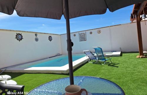Bollullos de la Mitacion House | Buhardilla andaluza con piscina compartida