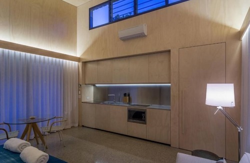 Byron Bay Apartment | Buhwi Bira – Boutique Garden Studio in Central Byron Bay for Couples & Solos