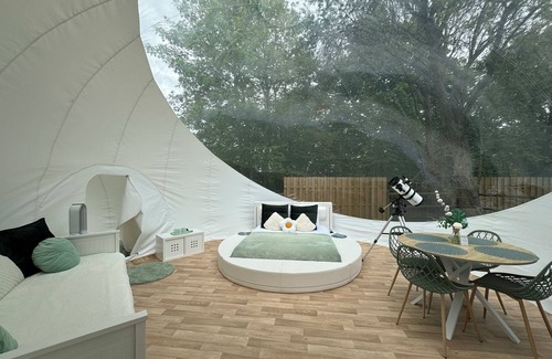 Crecy-sur-Serre Cabin | Bulle xxl Au domaine du pré dieu