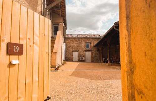 Fleurie Apartment | Bulles en Beaujolais Spa & Sauna
