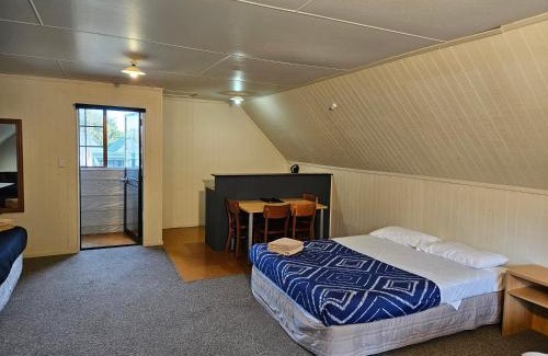Bulls Hotel | Bulls Motel & Holiday Park