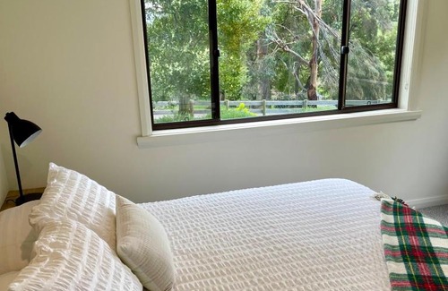 Relbia House | Bundaleera Vineyard and Farm Stay