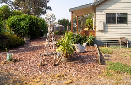Bung Bong Cottage | Bung Bong Hill Cottage