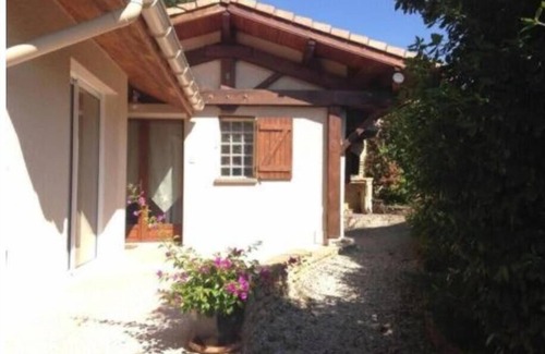 Saint-Georges-d'Esperanche House | Bungalow Familial
