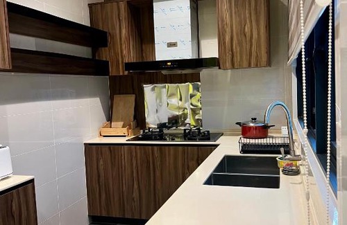 Seksyen 13 Villa | Bunga Raya Villa By Malvacae Homestays Shah Alam