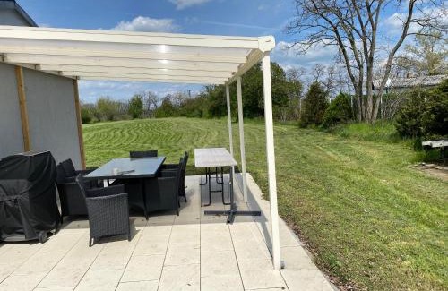 Nordost House | Bungalow 4 Schlafzimmer 8 Personen Parkplatz Grundstück Garten