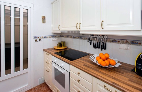Los Montesinos House | Bungalow con Todos los Servicios con Piscina y Zona Infantil