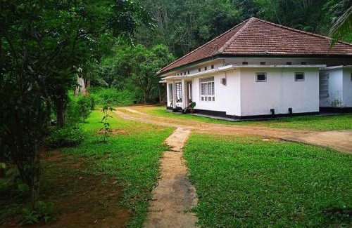 Deniyaya House | Bungalow Heights Deniyaya
