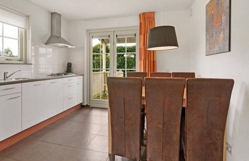 Municipality of Nissewaard House | Bungalow in Zuytland by Water and Nature