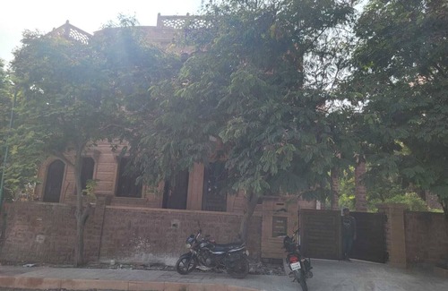 Jodhpur House | Bungalow next to the palace!
