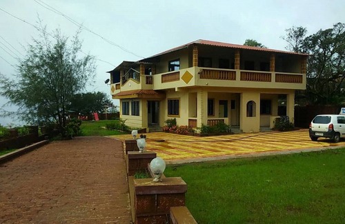 Mahabaleshwar House | Bungalow on rent -Rutubandha Bungalow