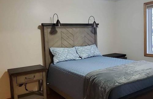 Saint John House | Bungalow on The Bay in Lorneville