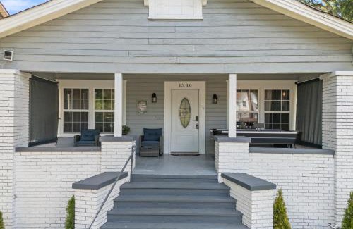 Birmingham House | Bungalow Retreat!