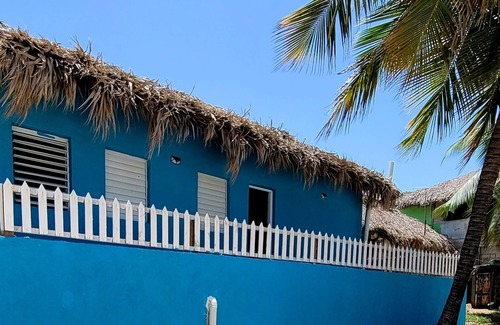 La Cienaga House | Bungalow-type house on the edge of the beach, ideal for families!