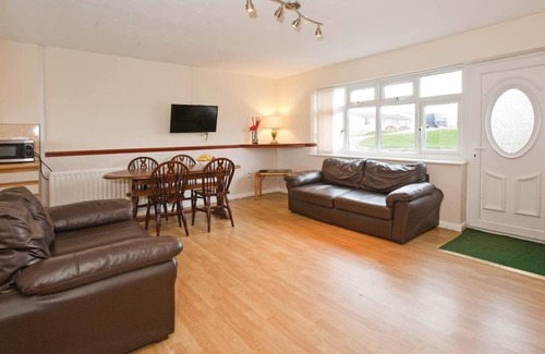Trearddur Bay Cottage | Bungalow with one double with wash basin, one double and one twin.