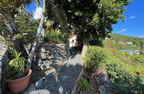 Estate Pastory House | Bungalow with private pool and hot tub