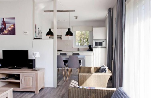 Eernewoude House | Bungalowpark It Wiid by Interhome