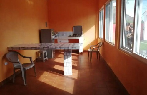 Monterrico House | Bungalows Familiares capacidad 8-10 y 12 personas