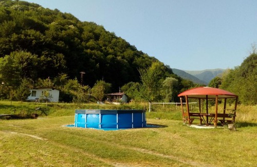 Berkovitsa House | Bungalows Zdravets