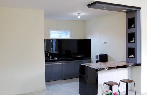 Bukittinggi Bed & Breakfast | Bungo Bed Breakfast Workation