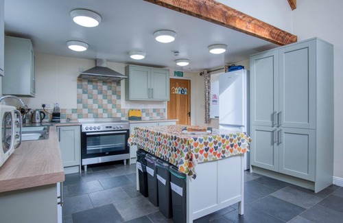 Llangennith House | Bunk House - 4 Bedroom - Llangennith