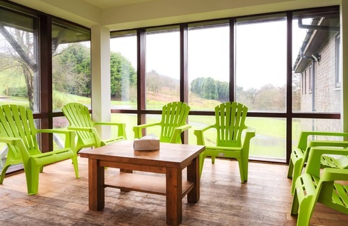 Glandyfi House | Bunkhouse/20Bedroom/Sleeps85/4Acre/Gamesroom/Wifi