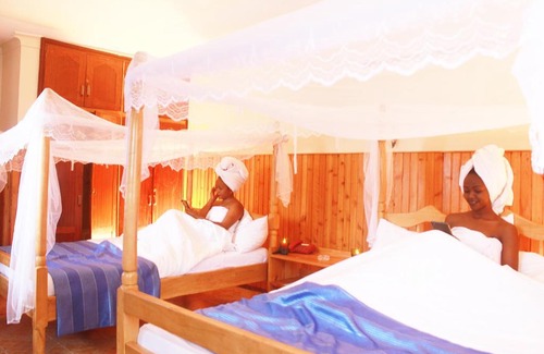 Kabale Hotel | Bunyonyi Safaris Resort