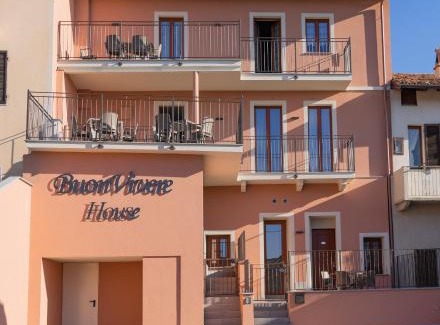 Verduno House | BuonVivere House