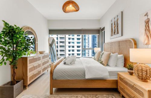 Downtown Dubai Apartment | Burj & Fountain View 2BR Steps from Dubai Mall
