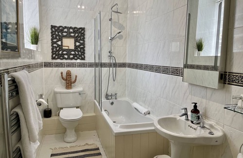 Inchbrook Hotel | Burleigh Court