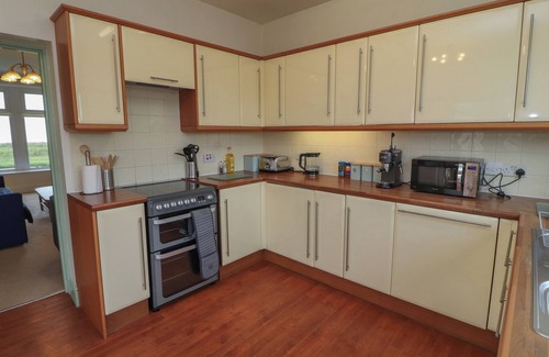 Allonby Cottage | BURNBANK, pet friendly, country holiday cottage in Maryport