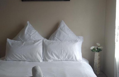 Hatfield Apartment | Burnett Village