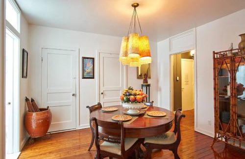 Burns Square Hotel | Burns Square Boutique Hotel