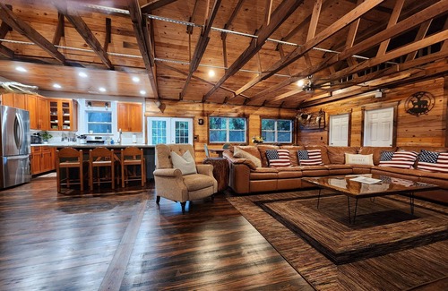 O Brien Cabin | Burnt Pine Ranch- Springs Retreat