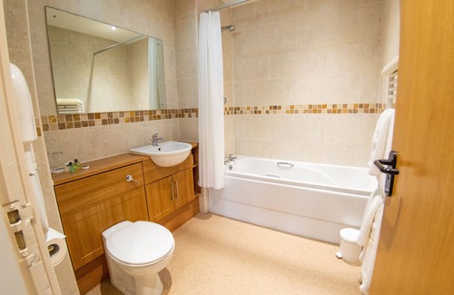 Thurnscoe Hotel | Burntwood Court Hotel