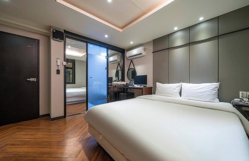 Daeyeon-dong Hotel | Busan Daeyeondong Hotel Smith